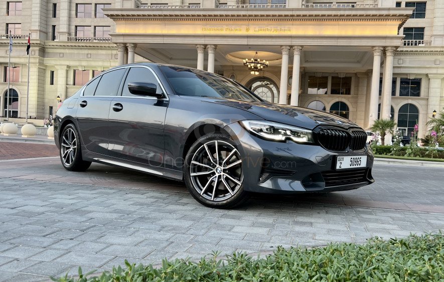 BMW 3 Series (2022)