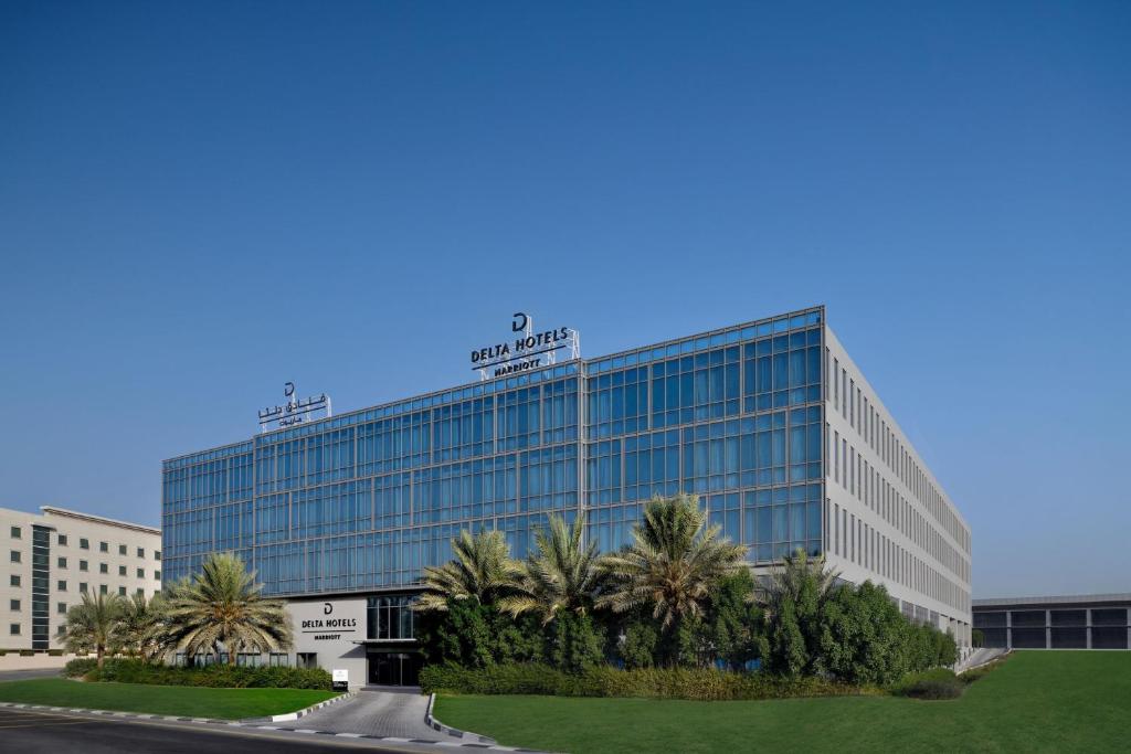 فنادق دلتا من ماريوت مجمع دبي للاستثمار